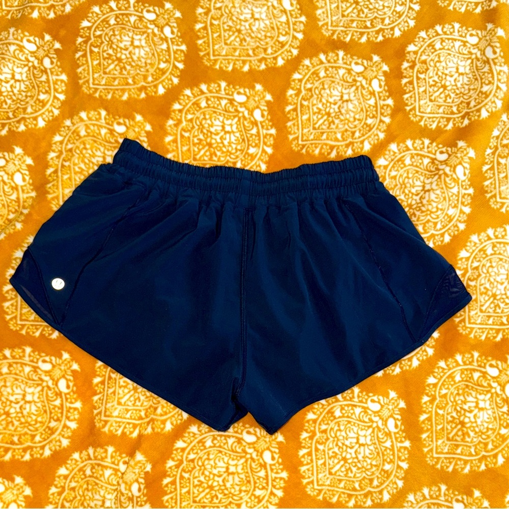 Lululemon Navy Women's Shorts - 8 Reg